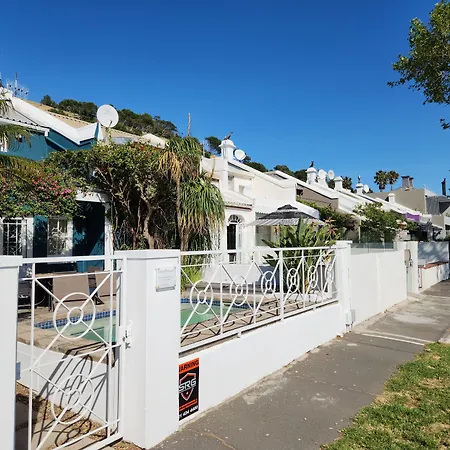 De Waterkant Cottages-3